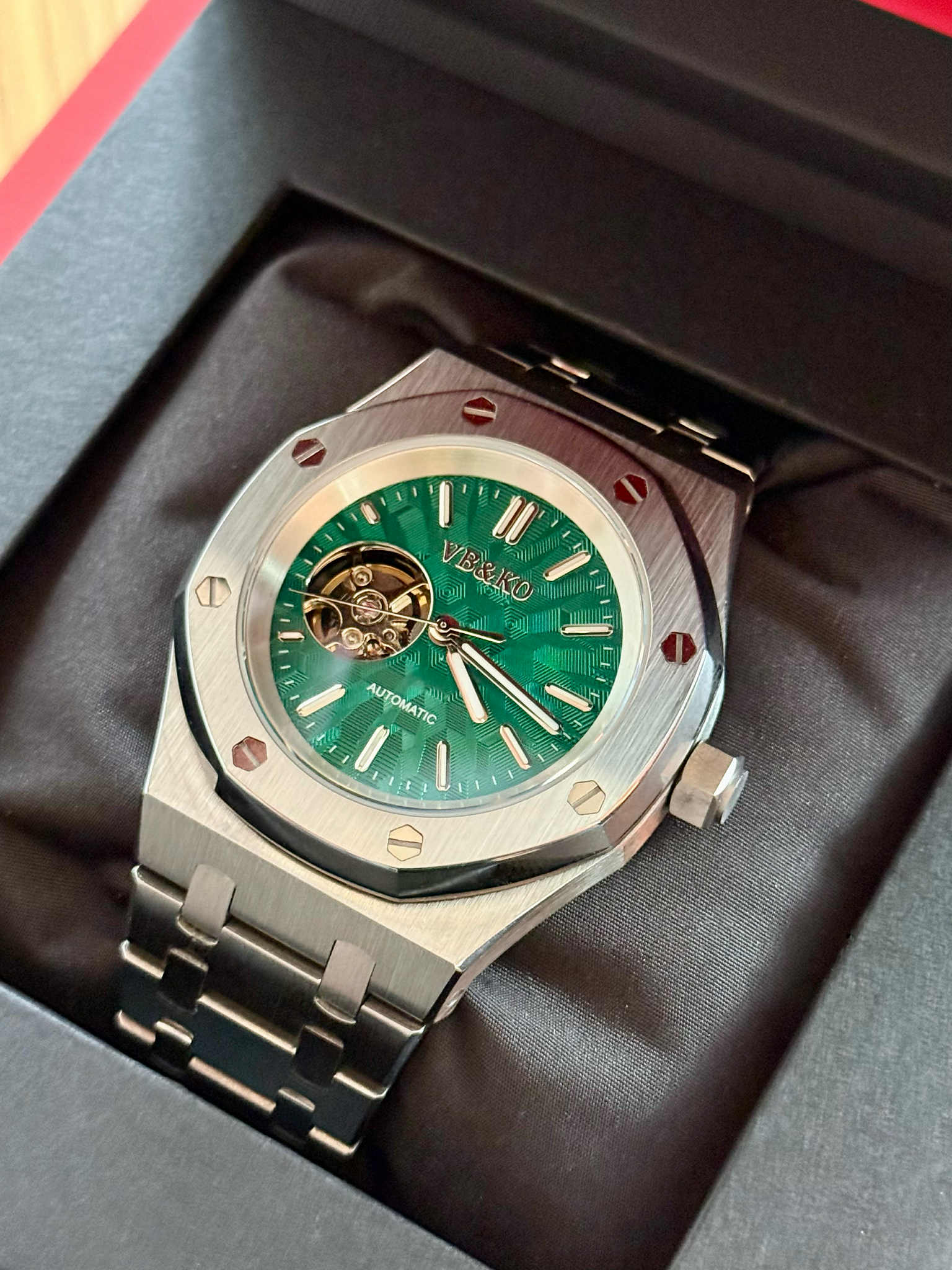 Design din helt egne custom klokke!